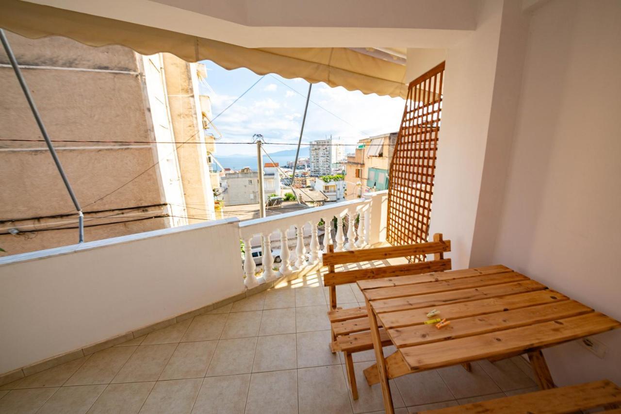 Ideal Aparthotel Saranda Exterior photo
